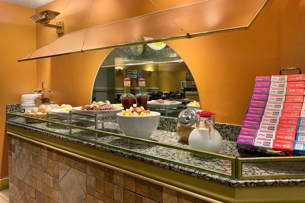Coast Plaza Hotel And Suites Vancouver Eksteriør billede