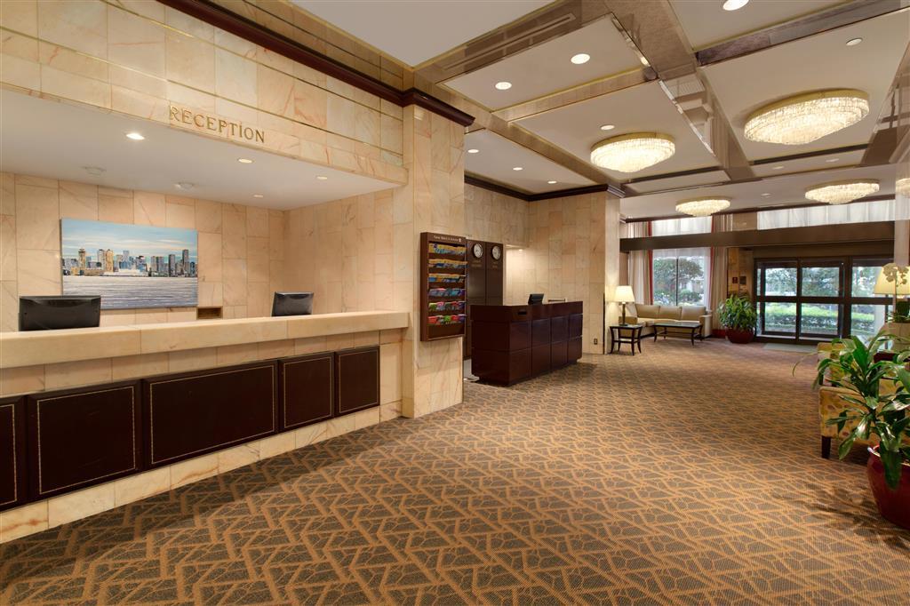 Coast Plaza Hotel And Suites Vancouver Interiør billede